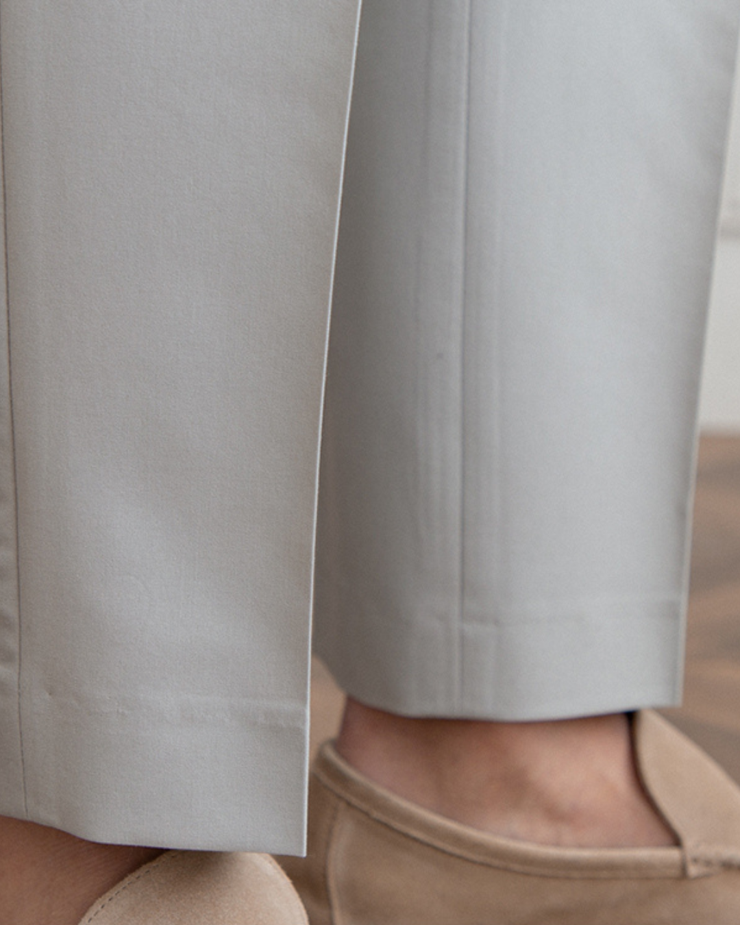 מכנסיים מונצה